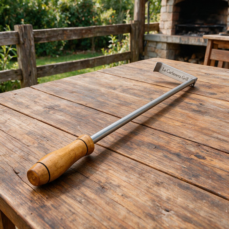 Cargue la imagen en el visor de la galería, Atizador para Brasas — La Carbonera Grill (50 cm)
