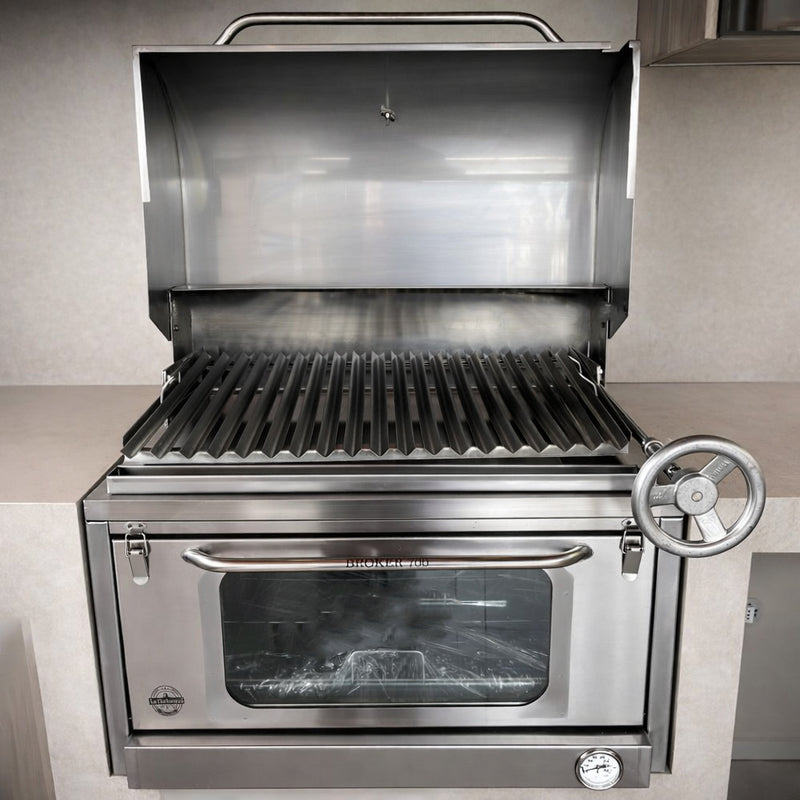 Cargue la imagen en el visor de la galería, Parrilla Empotrable con Caja China Broker 700 — La Carbonera Grill (70×50×42 cm)

