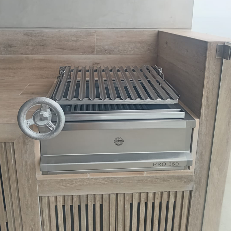 Cargue la imagen en el visor de la galería, Parrilla Empotrable Pro 350 — La Carbonera Grill (70×50×25 cm)
